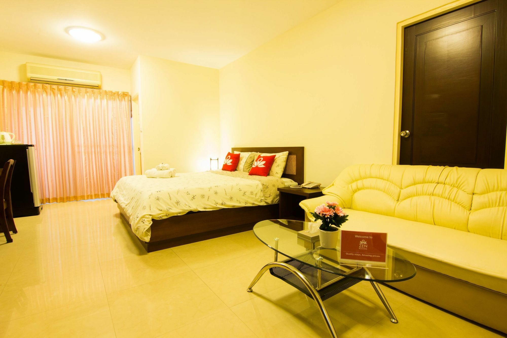 Zen Rooms Sukhumvit 81 Bangkok Exterior photo